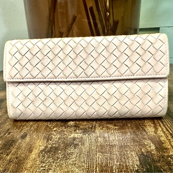 Bottega Veneta Intrecciato Light Blush Long Wallet - Picture 3 of 17